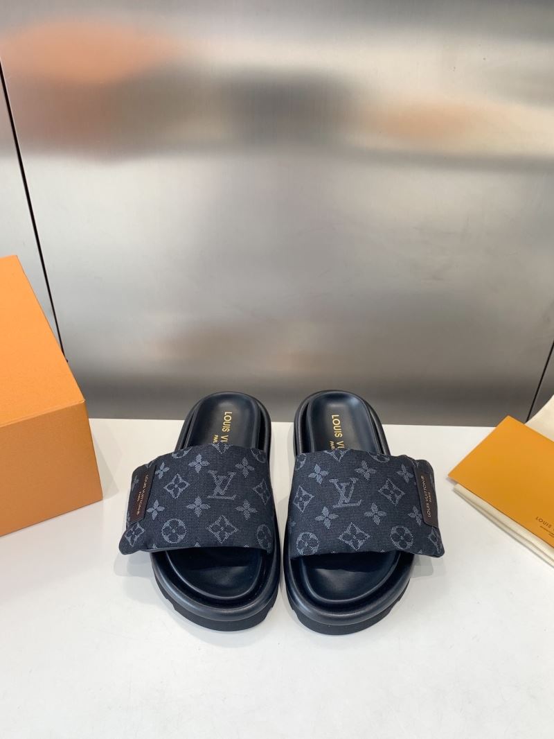 Louis Vuitton Slippers